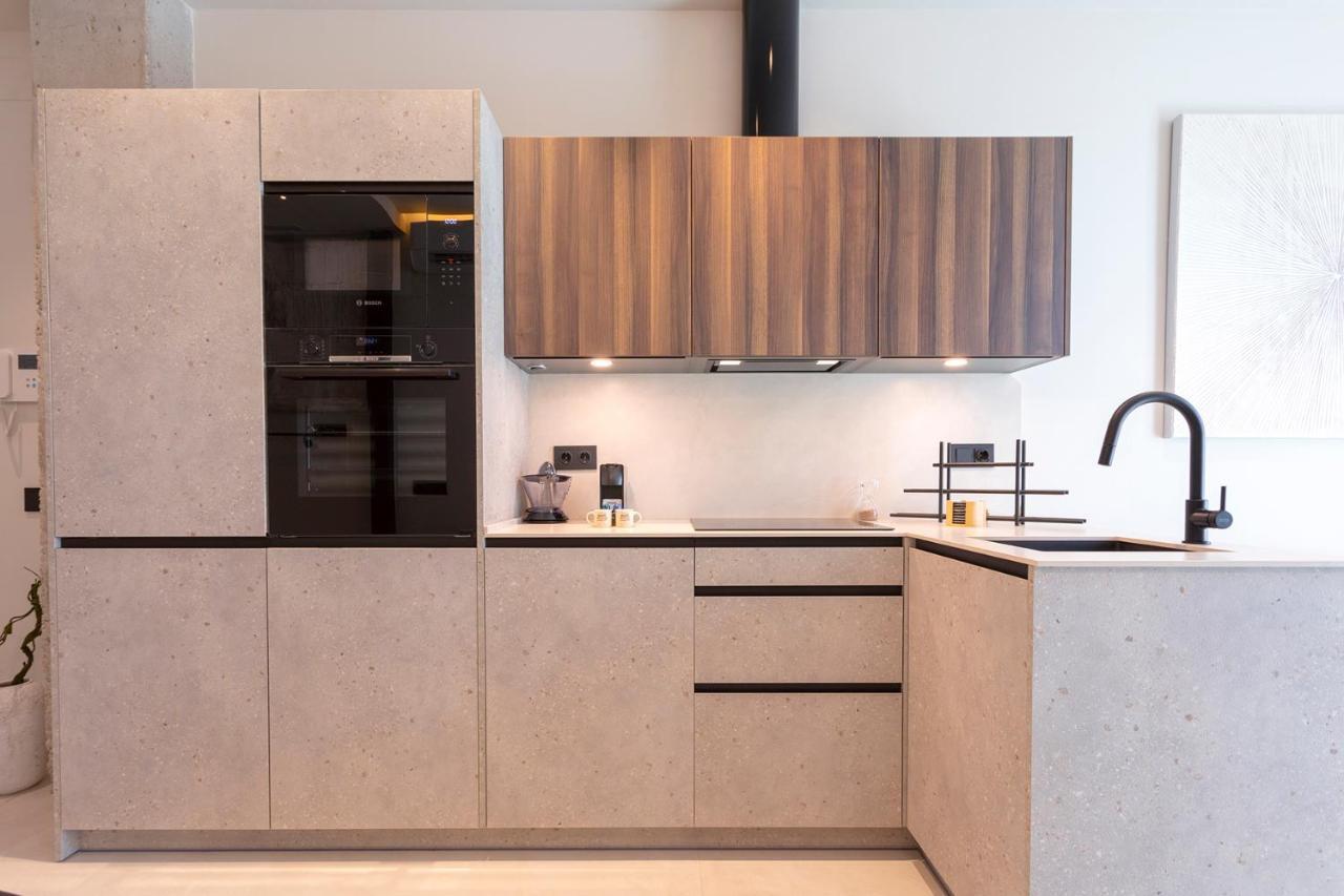 Magnificent Renovated 2Bd 2Bth Duplex With Terrace - City Centre Málaga Kültér fotó