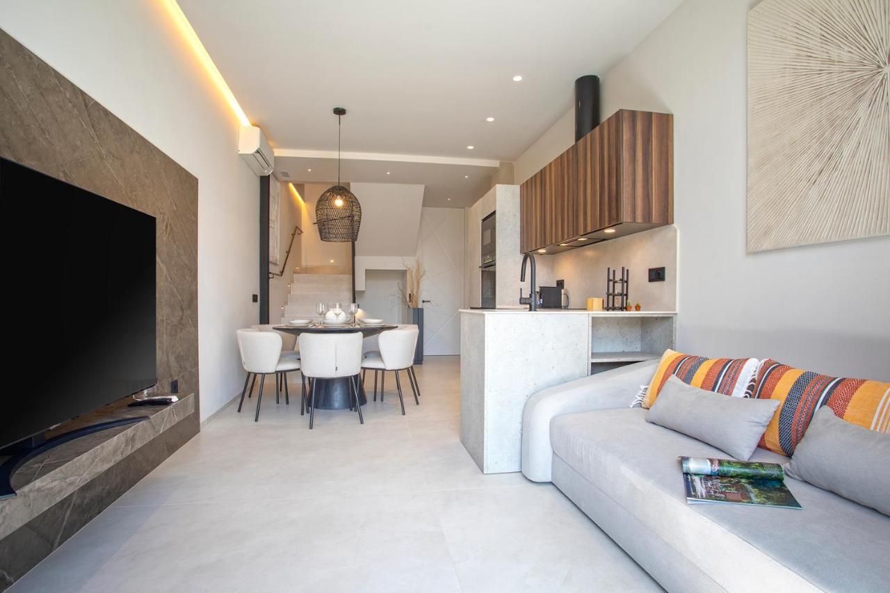 Magnificent Renovated 2Bd 2Bth Duplex With Terrace - City Centre Málaga Kültér fotó